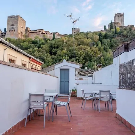 Apartamento Frente A La Alhambra Granada